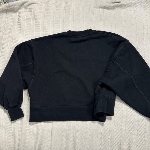 TNA Sweatfleece Cozy Fleece/Aritzia crop sweatshirt, neckline cut, size 1 - Picture 9 of 9